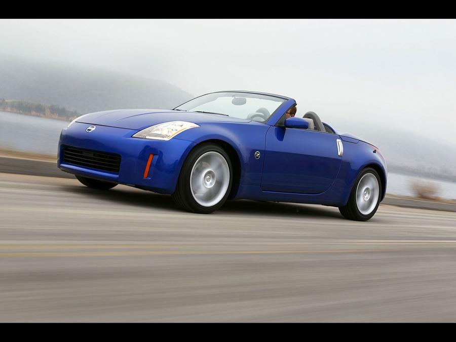  Nissan 350Z Roadster 2004 года  (фото 21 из 25)